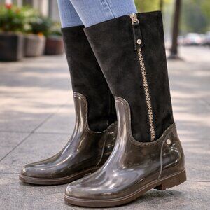 Boots Stuart Weitzman, EUC never worn, SZ 40, rubber, real suede, flat heel